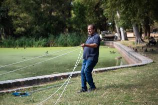 Limpieza en el lago del Parque Rivera, 06 febrero de 2023