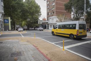 Extensión de cruce peatonal en Maldonado y Santiago de Chile