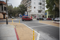 Extensión de cruce peatonal en Maldonado y Santiago de Chile