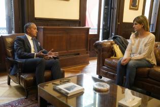 Entrega de donación humanitaria al gobierno de Turquía Entrega de donación humanitaria al gobierno de Turquía