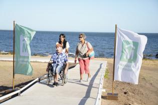 Inauguración de rampa accesible en Playa del Cerro Inauguración de rampa accesible en Playa del Cerro