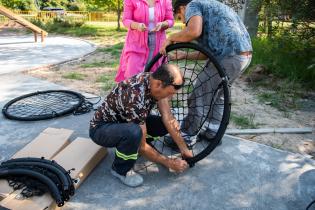Instalación de juegos accesibles en el Jardín Botánico, 02 de marzo de 2023