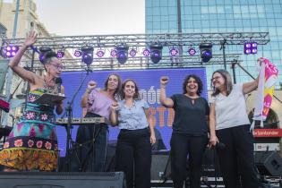 Juntada Feminista en la plaza Fabini en el marco del Día de la Mujer Juntada Feminista en la plaza Fabini en el marco del Día de la Mujer