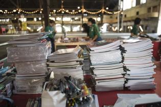 Jornada de clasificación y armado de kits escolares y liceales en el marco de la campaña «Tu ayuda es útil» Jornada de clasificación y armado de kits escolares y liceales en el marco de la campaña «Tu ayuda es útil»
