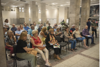 Jornada de despistaje auditivo en el atrio de la Intendencia de Montevideo