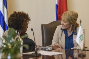Firma de acuerdo entre la Intendencia de Montevideo y Mundo Afro Firma de acuerdo entre la Intendencia de Montevideo y Mundo Afro