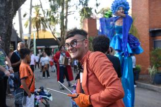 Desfile de circo en la Semana Criolla del Prado 2023 Desfile de circo en la Semana Criolla del Prado 2023