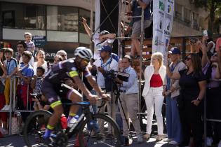 Llegada de la 78a Vuelta Ciclista del Uruguay, en la Intendencia de Montevideo