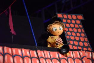 Una historia de papel en la Semana Criolla del Prado 2023