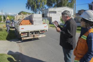 Entrega de materiales para la conexión domiciliaria a saneamiento en el barrio Casabó Entrega de materiales para la conexión domiciliaria a saneamiento en el barrio Casabó