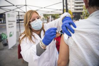 Lanzamiento de campaña de vacunación antigripal