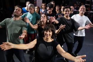 Ensayo de la obra «Edipo Rey» en el teatro Solís