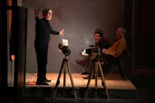 Comedia Nacional presenta Constante en Centro Cultural San Martín Comedia Nacional presenta Constante en Centro Cultural San Martín, 19 de mayo de 2023