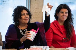 Entrega de kits de gestión menstrual en el marco del Día Internacional de la Salud de las Mujeres, 26 de mayo de 2023