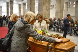 Velatorio de Mariano Arana en el atrio de la Intendencia de Montevideo