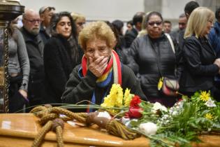 Velatorio de Mariano Arana en el atrio de la Intendencia de Montevideo