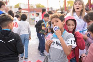 Encuentro de básquet de escuelas de Casavalle en el Centro Cívico Luisa Cuesta