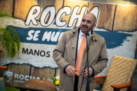 Inauguración de Rocha se muestra en el atrio de la Intendencia