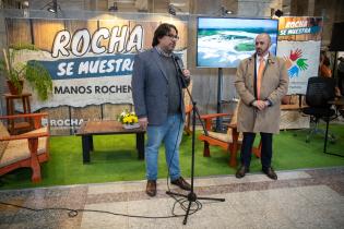 Inauguración de Rocha se muestra en el atrio de la Intendencia Inauguración de Rocha se muestra en el atrio de la Intendencia