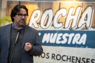 Inauguración de Rocha se muestra en el atrio de la Intendencia