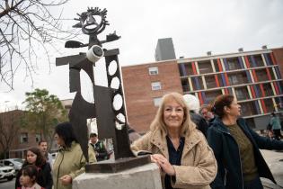 Inauguración de escultura en homenaje a Pepe D'Elía en el marco de la conmemoración de su natalicio