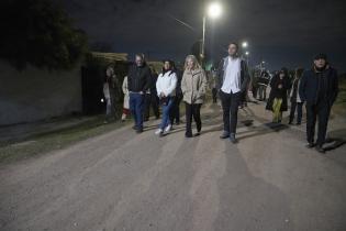 Intervención de Montevideo Avanza en Iluminación en el barrio 23 de diciembre Intervención de Montevideo Avanza en Iluminación en el barrio 23 de diciembre