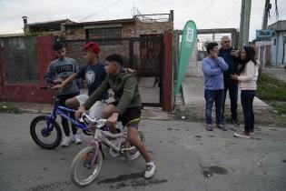 Montevideo se ilumina en el complejo de viviendas Luis Batlle y Berres