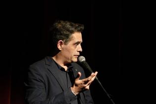Espectáculo artístico en el Teatro Solís por el Seminario Internacional sobre Destinos Turísticos Inteligentes Espectáculo artístico en el Teatro Solís por el Seminario Internacional sobre Destinos Turísticos Inteligentes