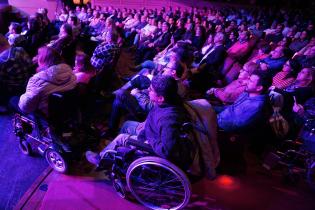Espectáculo artístico en el Teatro Solís por el Seminario Internacional sobre Destinos Turísticos Inteligentes Espectáculo artístico en el Teatro Solís por el Seminario Internacional sobre Destinos Turísticos Inteligentes