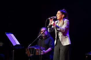 Espectáculo artístico en el Teatro Solís por el Seminario Internacional sobre Destinos Turísticos Inteligentes Espectáculo artístico en el Teatro Solís por el Seminario Internacional sobre Destinos Turísticos Inteligentes