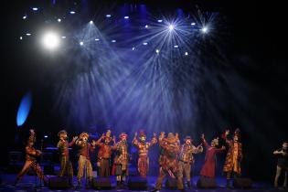 Espectáculo artístico en el Teatro Solís por el Seminario Internacional sobre Destinos Turísticos Inteligentes Espectáculo artístico en el Teatro Solís por el Seminario Internacional sobre Destinos Turísticos Inteligentes
