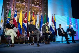 Seminario Internacional Turismo 360 sobre Destinos Turísticos Inteligentes Seminario Internacional Turismo 360 sobre Destinos Turísticos Inteligentes