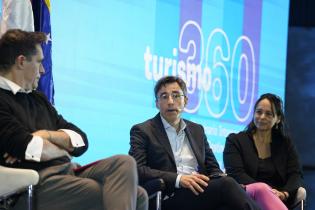 Cierre de Seminario Internacional Turismo 360 sobre Destinos Turísticos Inteligentes Cierre de Seminario Internacional Turismo 360 sobre Destinos Turísticos Inteligentes