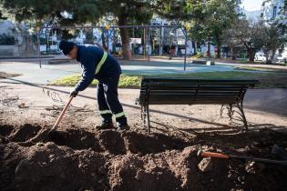 Recuperación de áreas verdes en la plaza Zabala