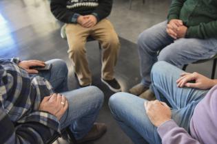 Atención a hombres que ejercen violencia de género Atención a hombres que ejercen violencia de género