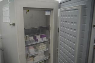 OPS a través del MSP dona a la Intendencia de Montevideo heladera para refrigeración de vacunas OPS a través del MSP dona a la Intendencia de Montevideo heladera para refrigeración de vacunas