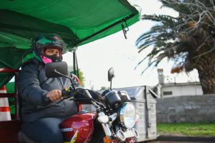 Colocación de contenedores en Luis Braille y Camino Maldonado Colocación de contenedores en Luis Braille y Camino Maldonado