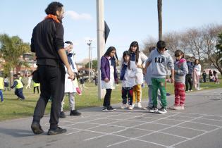 Peatonal barrial en la Plaza Alba Roballo, Municipio D Peatonal barrial en la Plaza Alba Roballo, Municipio D