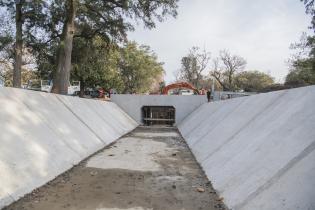 Obra de saneamiento en arroyo Mataperros