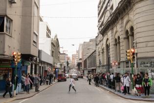 Montevideo avanza camino a clase: recorrida por la escuela Nro. 5 José Pedro Varela