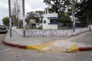 Montevideo avanza camino a clase: recorrida por la escuela: Nro. 47 Washington Beltrán