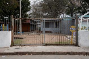 Montevideo avanza camino a clase: recorrida por la escuela: Nro. 47 Washington Beltrán