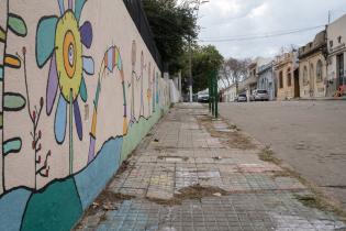 Montevideo avanza camino a clase: recorrida por la escuela: Nro. 47 Washington Beltrán