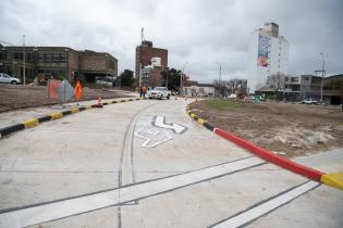 Obras en el semáforo de Av. Gral. Rivera y Bv. José Batlle y Ordoñez