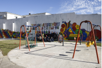 Realización de mural en plazoleta de avenida Agraciada y Zufriategui, barrio Paso Molino