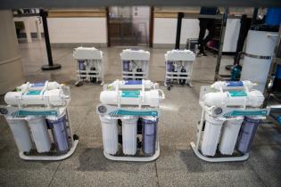 Montevideo recibe donación de la Embajada de Estados Unidos en Uruguay de equipamiento de tratamiento de agua apta para consumo Montevideo recibe donación de la Embajada de Estados Unidos en Uruguay de equipamiento de tratamiento de agua apta para consumo