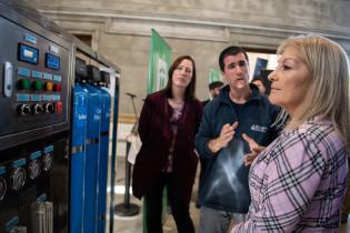 Montevideo recibe donación de la Embajada de Estados Unidos en Uruguay de equipamiento de tratamiento de agua apta para consumo Montevideo recibe donación de la Embajada de Estados Unidos en Uruguay de equipamiento de tratamiento de agua apta para consumo