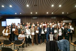  Entrega de certificados del curso de anfitrionía aplicada al Turismo