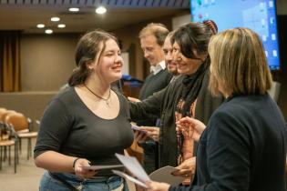  Entrega de certificados del curso de anfitrionía aplicada al Turismo