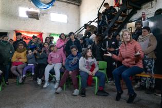 Cierre de la plantación de árboles en el barrio Bajo Valencia Cierre de la plantación de árboles en el barrio Bajo Valencia